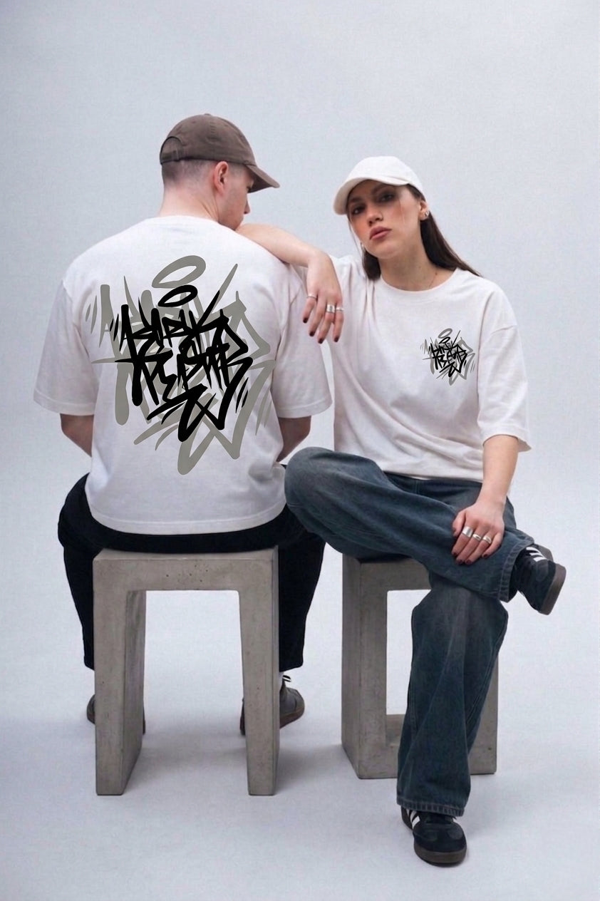 AVERO Oversized T-Shirt — Maya & Eyad