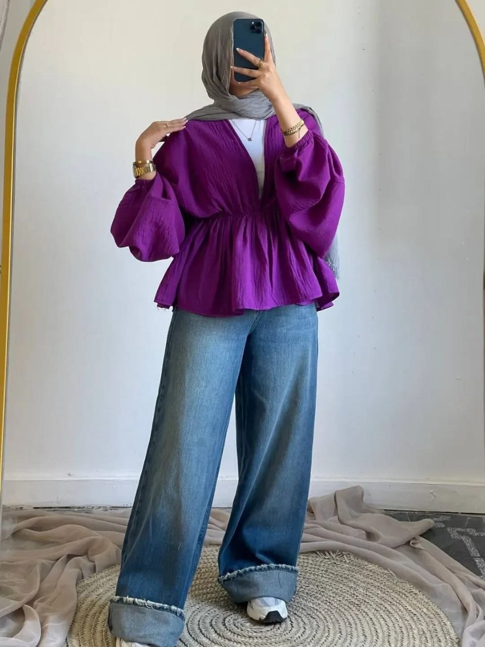 V-Neck Peplum Blouse-tala